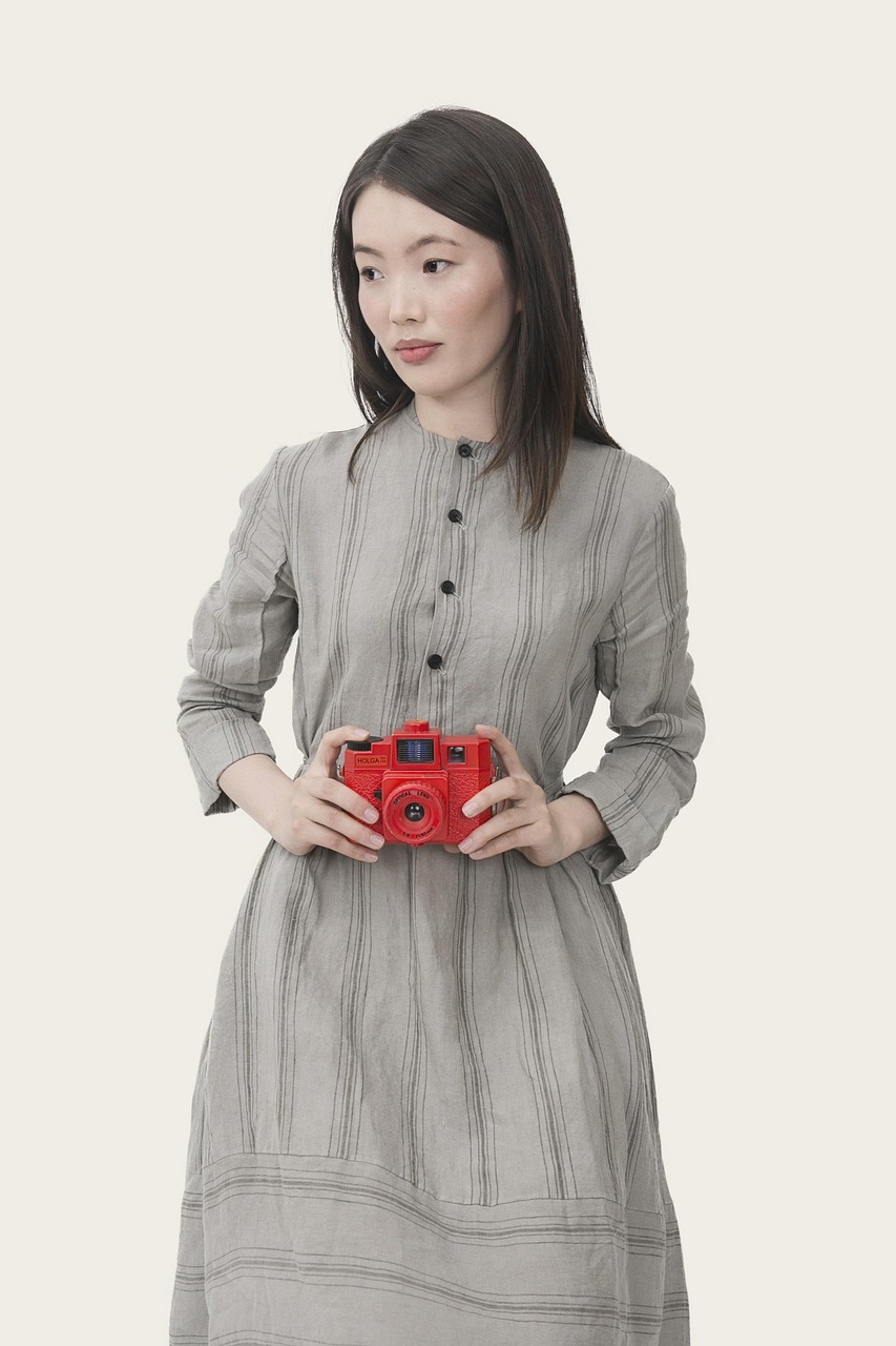 女演员田淼，影视界的耀眼之星