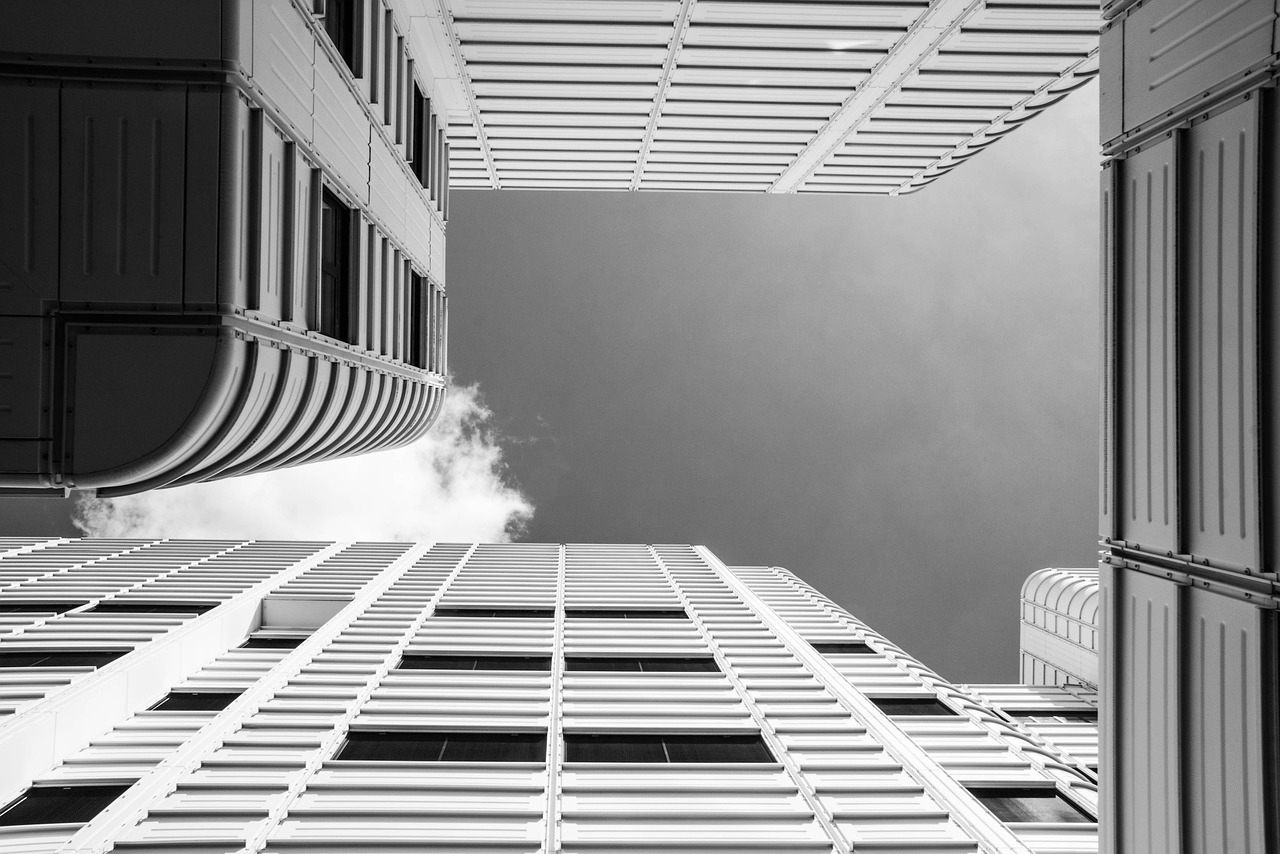 最新建筑法规版本，推动建筑行业健康发展的重要力量